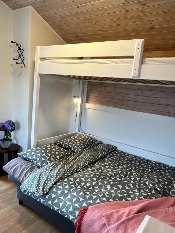 Sea View Chalet Hjälteby エクステリア 写真
